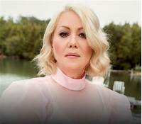 Artist Jann Arden